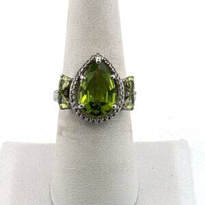 Estate Sterling Silver 925 Ring Size 7 Pear Peridot Green Gemstone Halo Statemen